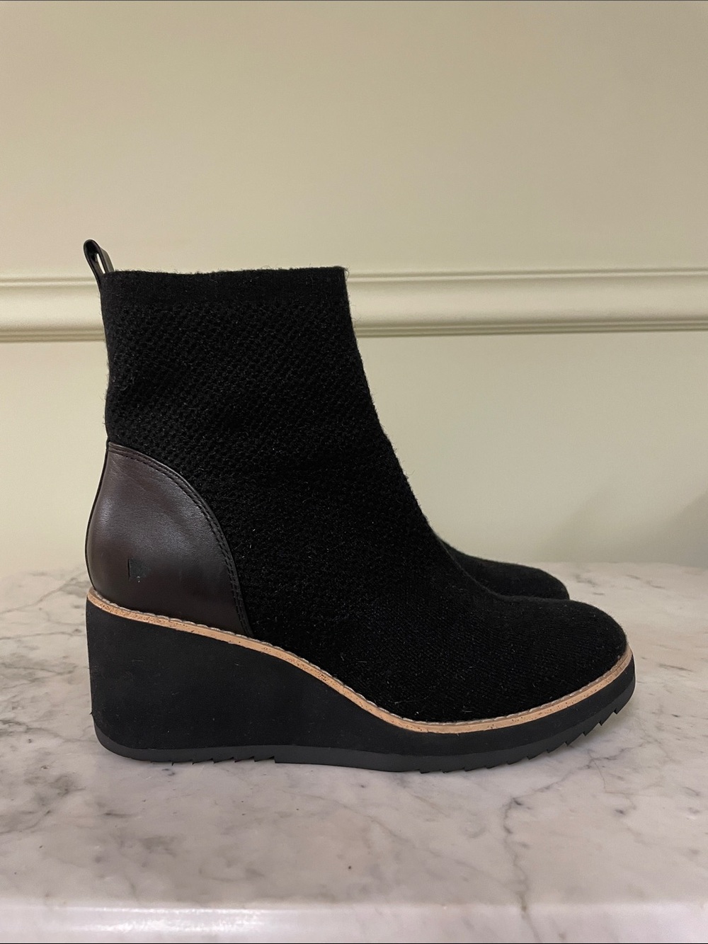 Sofft Elaina Comfort Wedge Ankle Bootie - Size 7.5